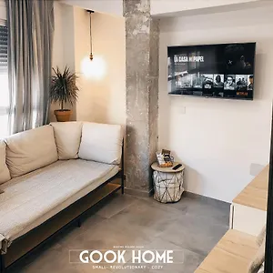  Apartment Gook